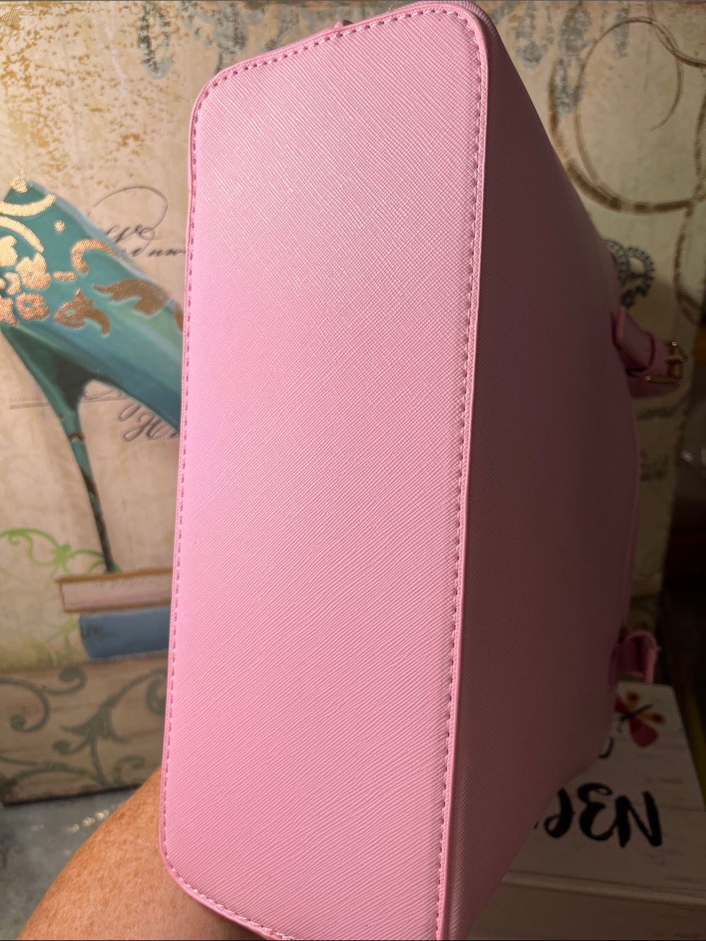 Valentino Orlandi Pastel Pink Tote with Matching Pouch and Gold Accent V charm - Picture 16 of 16